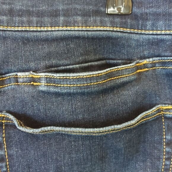 (3/$20) Arizona ultra flex 360-degree stretch skinny jeans - Picture 9 of 13